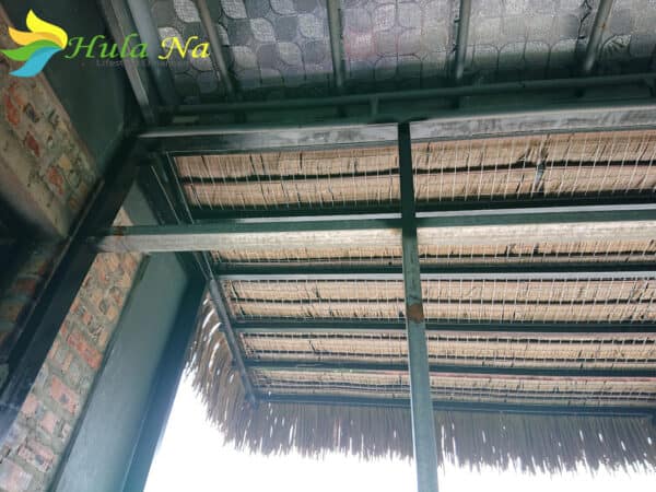 lợp mái rơm nhân tạo trên mái tôn