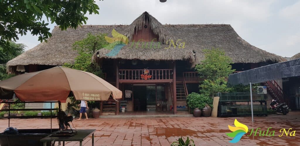 Mái lá tự nhiên