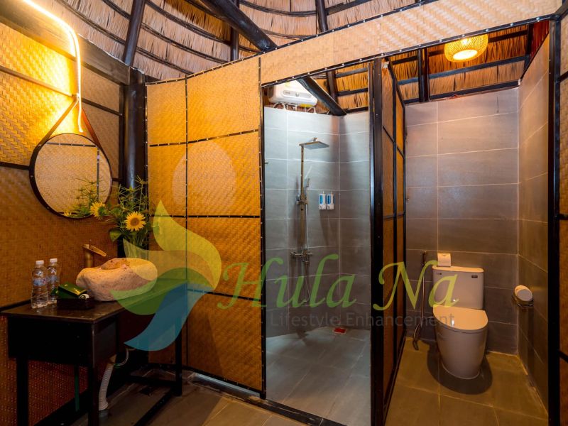 Nhà vệ sinh phòng tắm cũng được sử dụng hệ vách cót ép nhân tạo