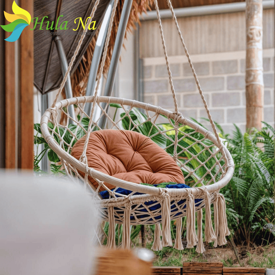 Rơm nhân tạo giúp homestay Đắk Lắk giữ vẻ đẹp truyền thống nhưng vẫn bền chắc với thời gian.